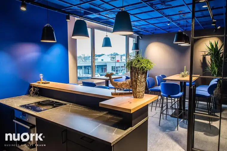 Premium-Büro bei Linz – repräsentativ, modern &amp; sofort bezugsfertig in unmittelbarer Nähe zur A1 und A7