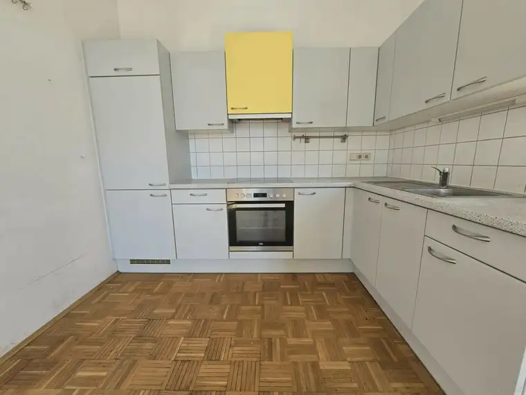Zentrum / Top 2 Zimmer Wohnung - ab sofort verfügbar!