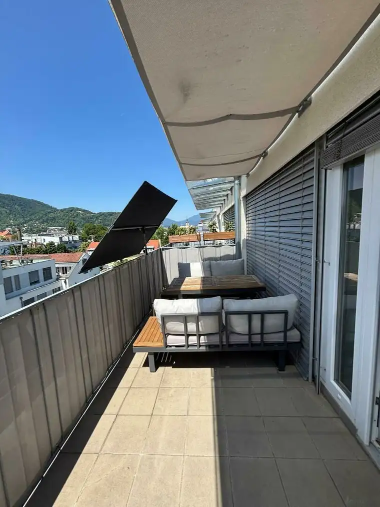 Moderne 3 Zimmerwohnung mit Tiefgarage und großzügigem Balkon - Eggenberg!