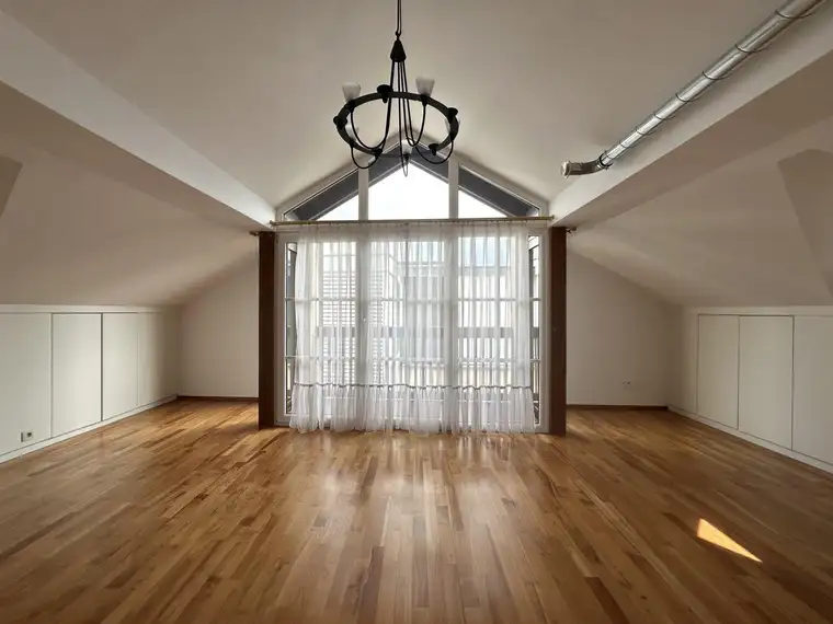 Maisonette Wohnung mit 2 Balkonen und Tiefgarage im Zentrum von Mondsee