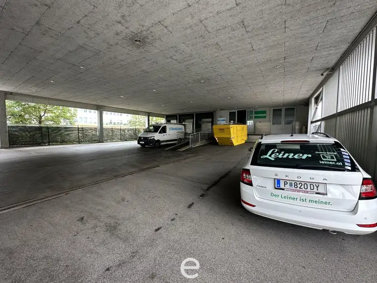Lagerfläche und Büro in Wien ab 1243,07m² zu mieten!