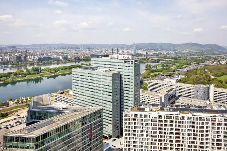 ARES TOWER: Büro mit Weitblick 22.-25. OG