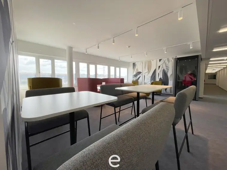 Effiziente Bürofläche im 4.OG mit 447m² im Central Hub TwentyOne zu mieten