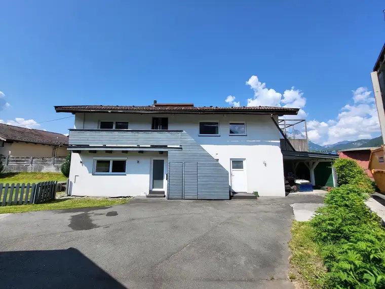 Saniertes Mitarbeiter bzw Einfamilienhaus in Kirchdorf in Tirol 