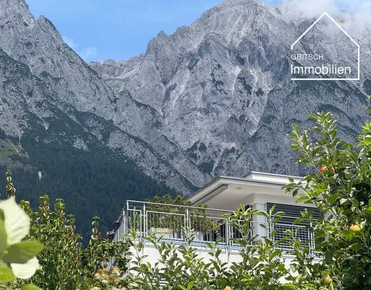 ABSAM - Sonnige Doppelhaushälfte mit Stil und Aussicht !