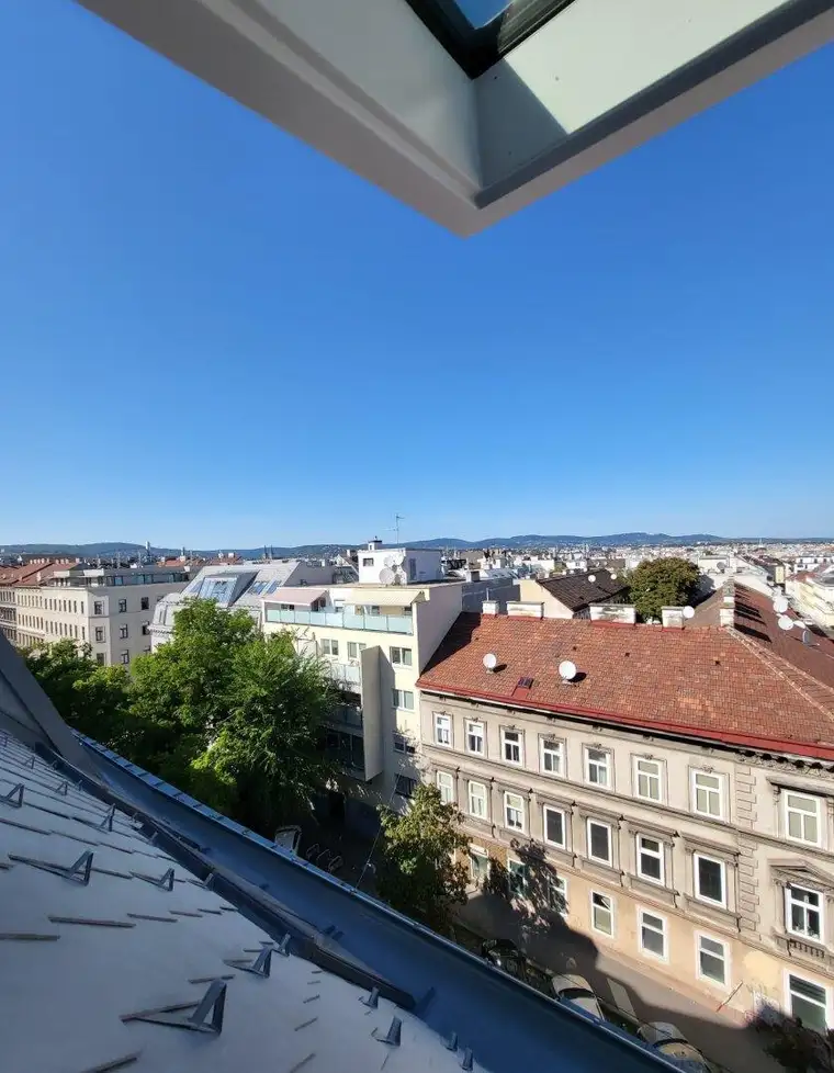Aussicht über die Dächer Wiens! Exklusiv Wohnen | 2 Zimmer Wohnung mit Loggia nähe U-Bahn