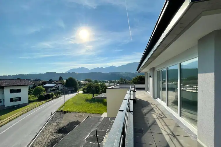 Penthouse-Wohnung mit Terrasse und Panoramablick in Kirchbichl – Erstbezug