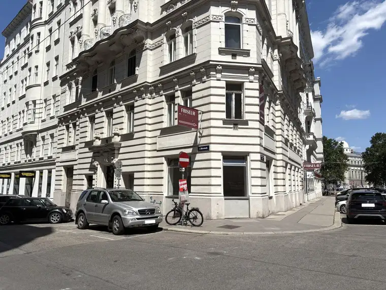 Exklusives Geschäftslokal in Wiens Innenstadt – Erstbezug nach Sanierung