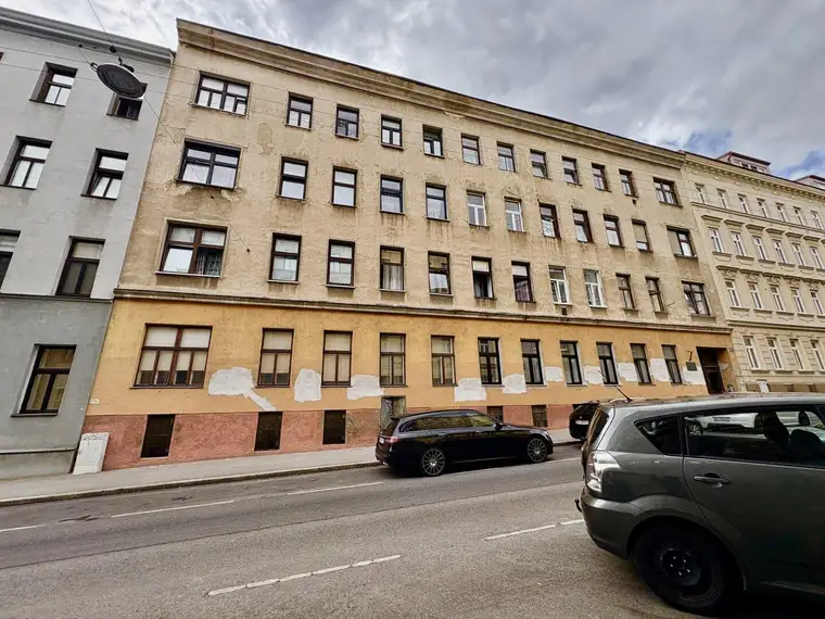 Exklusives Teileigentumspaket in Favoriten – Wohnungen, Kellerflächen, Dachbodenausbau &amp; Garagenplätze mit enormem Entwicklungspotenzial