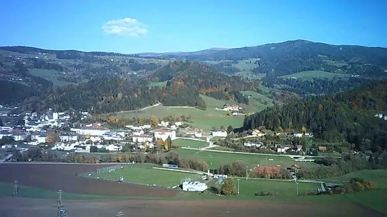 Landhaus mit großem Grundstück in unverbaubarer Lage