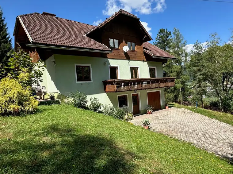 Ruhe, Aussicht und viel Platz - Landhaus als Lebensmittelpunkt oder Feriendomizil