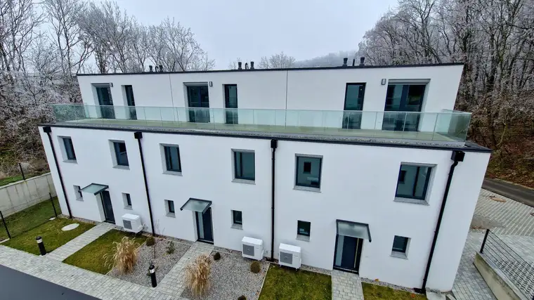 Einfach Perfekt! Traumhaftes Trihaus in absoluter Ruhelage!