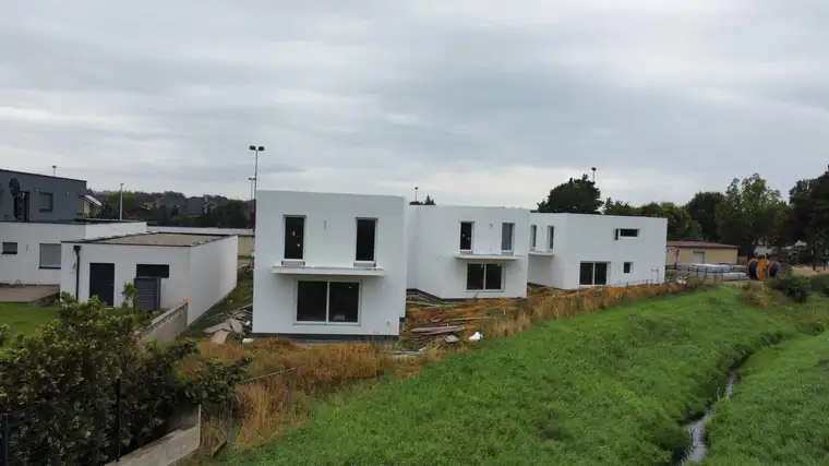 Mehr als nur ein Zuhause! Neubauhaus in absoluter Ruhelage!