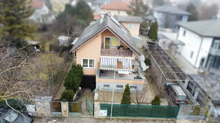 Einmalige Gelegenheit! 2 Häuser in Leopoldsdorf bei Wien | € 7.200 Mieteinnahmen | 4,7% Rendite sofort!