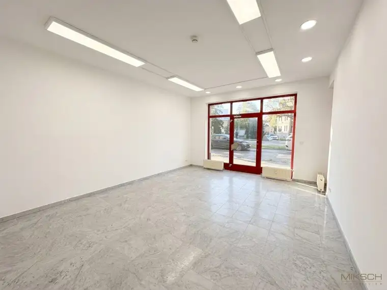 Geschäftslokal I 37m² I mit Garage I nahe Bahnhof I Teeküche