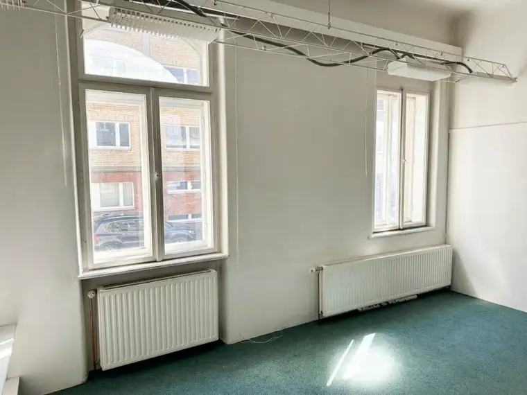 Südostseitige 1-Zimmer Wohnung in TOPLAGE - UBAHN U4