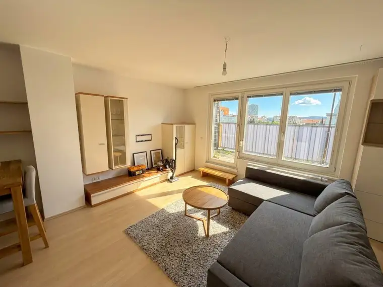 17 m² Westterrasse + Klima | Sonnige 2-Zimmer-Wohnung im 6. Liftstock