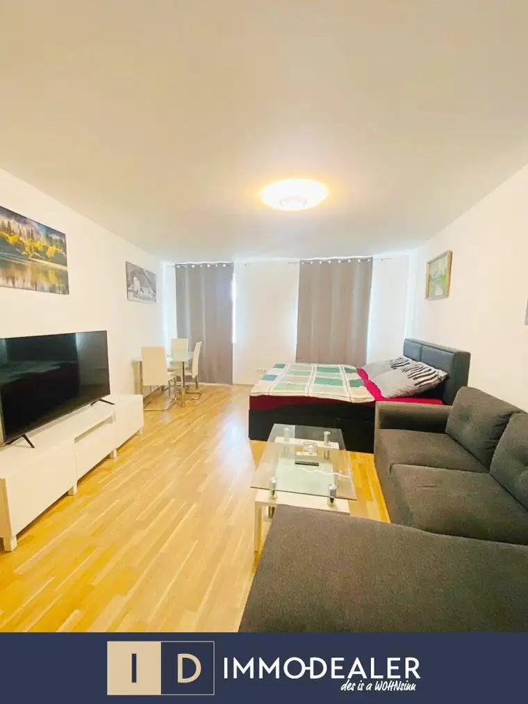 ** U5 &amp; U2 VOR DER HAUSTÜR // SINGLES - PAARE - STUDENTEN - INVESTOREN // SANIERTE BARRIEREFREIE WOHNUNG **