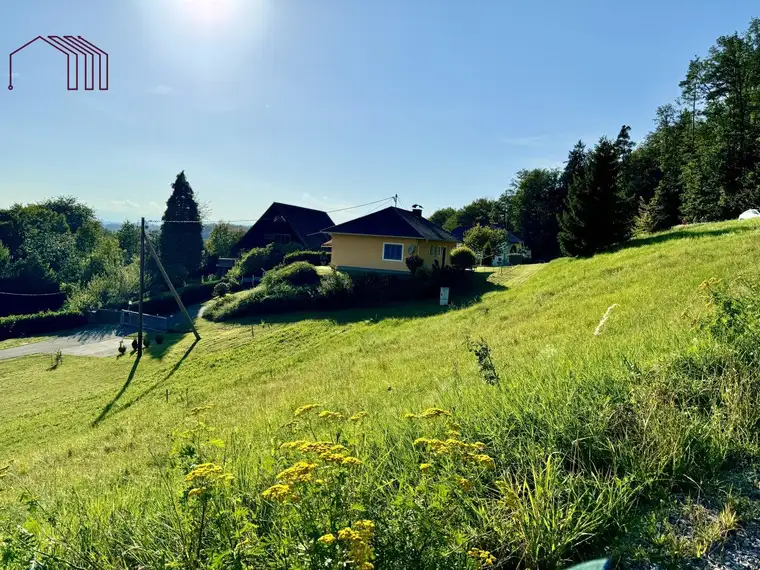 BAUGRUND : Sonniges Grundstück nähe Schwarzl-Klinik in Laßnitzhöhe