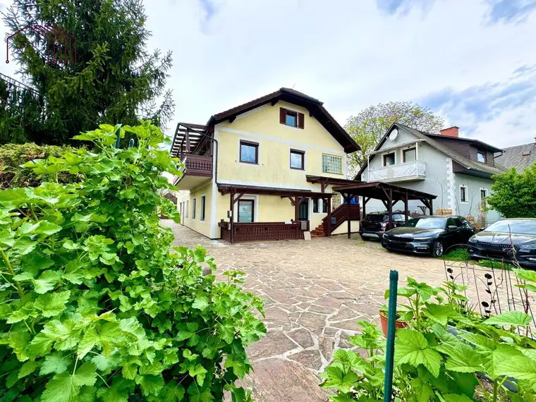 PREISHIT : Ruhige 2-Zimmer-Wohnung inklusive Parkplatz nähe Mur