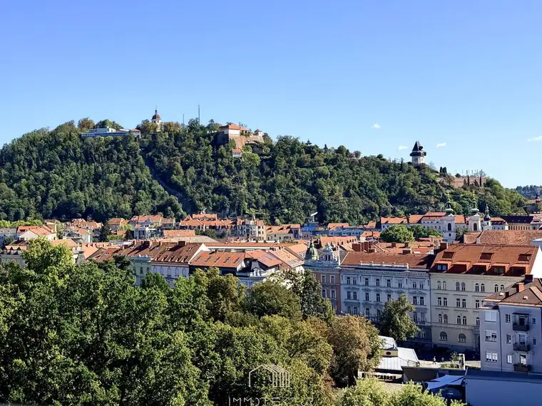 ✨PROVISIONSFREI MIT SCHLOSSBERGBLICK – Helle Wohnung mit Loggia, Balkon &amp; allgemeiner Dachterrasse