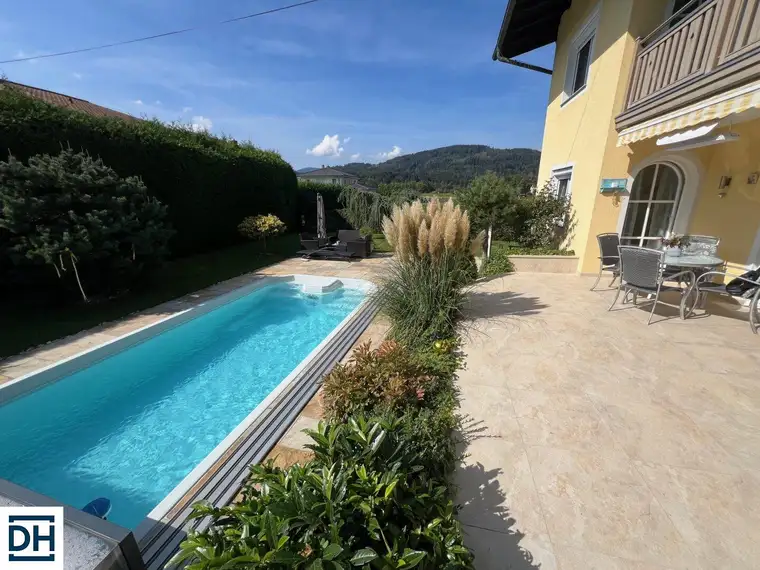 TRAUMHAFTES ANWESEN MIT POOL UND GARAGE