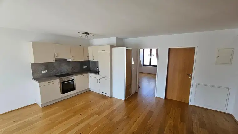 Moderne Dachgeschosswohnung mit besonderem Ausblick in Innsbruck/Pradl zu verkaufen!