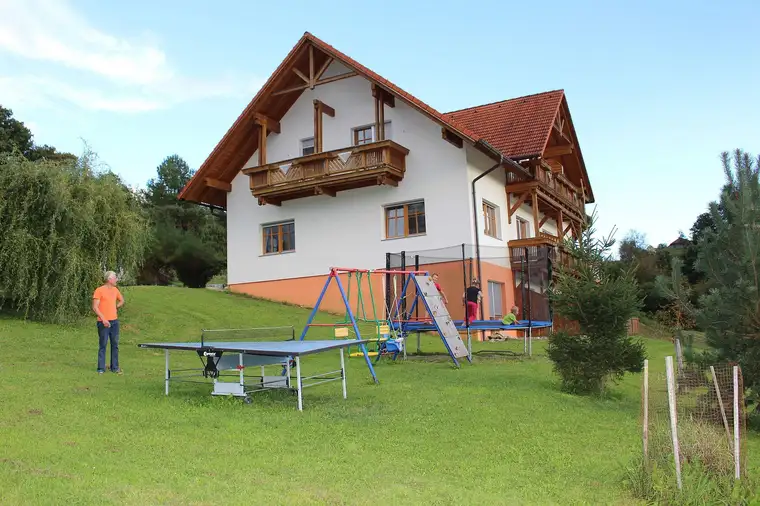 Gepflegte 5-Raum-Wohnung mit Balkon und Einbauküche in Loipersdorf bei Fürstenfeld