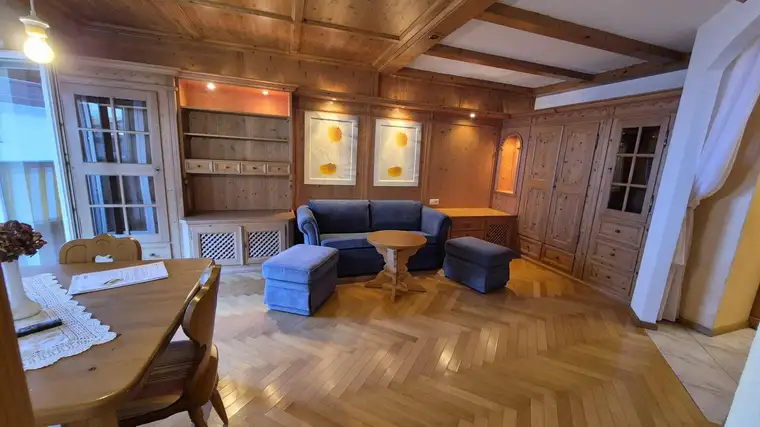 AXAMS 2 ZIMMERWOHNUNG MIT BALKON //AAP// TG-BOX// ALLGEMEINGARTEN
