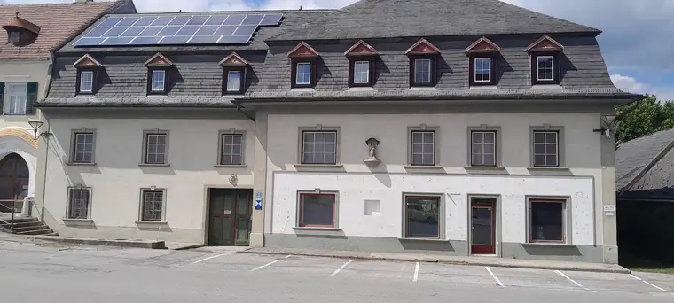 2870 ASPANG-MARKT: Renovierungsbedürftiges, komplett bestandsfreies Landhaus im Ortszentrum, ca. 1232 m2 zu verkaufen