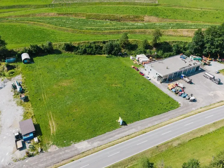 Gewerbegrundstück im Dreiländereck – Beste Lage direkt an der B180 in Pfunds !Flexible Flächen ab 1000m²!