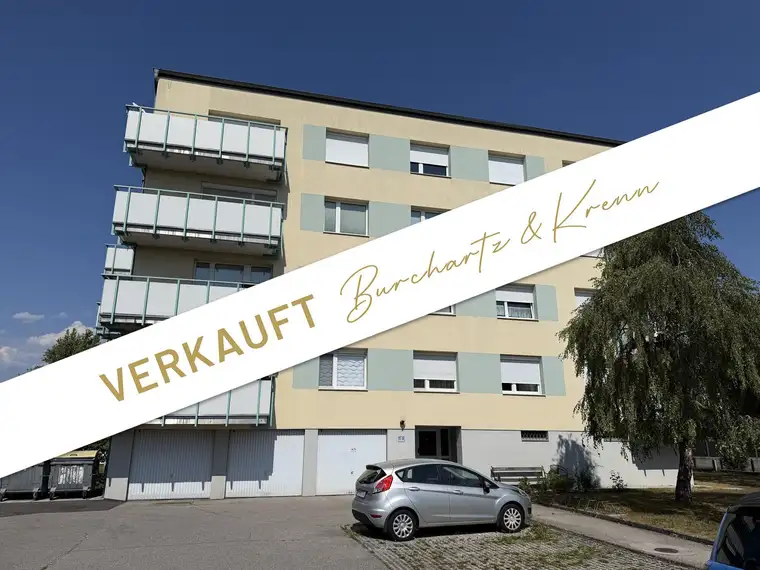 Großzügige 3 Zimmerwohnung mit Balkon und Garagenstellplatz