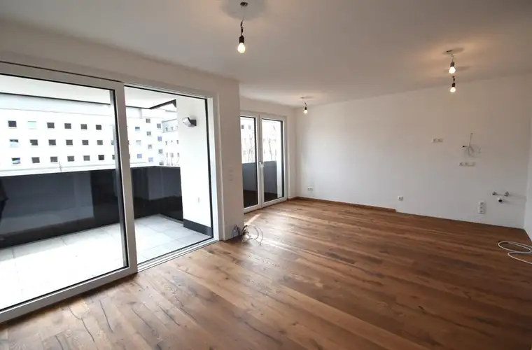 Exklusive Erstbezugswohnung, mit Sauna und Balkon, im Stadtzentrum!
