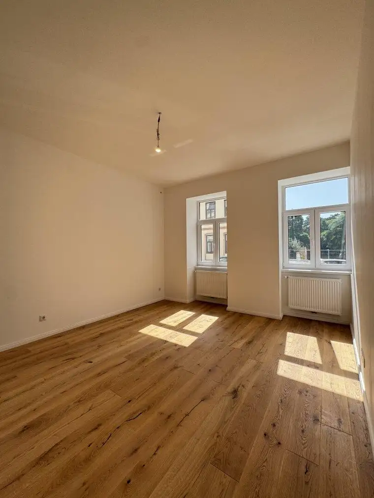 Charmanter Altbau mit modernem Komfort – Ihre neue Stadtwohnung