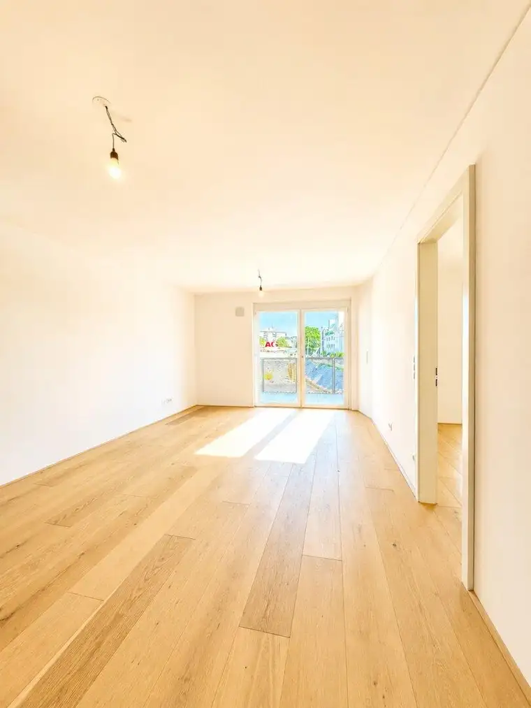 ***Provisionsfrei***Modernes Wohngefühl nahe der Donau – 2-Zimmer-Wohnung mit Balkon, Smart-Home-System &amp; hochwertiger Ausstattung