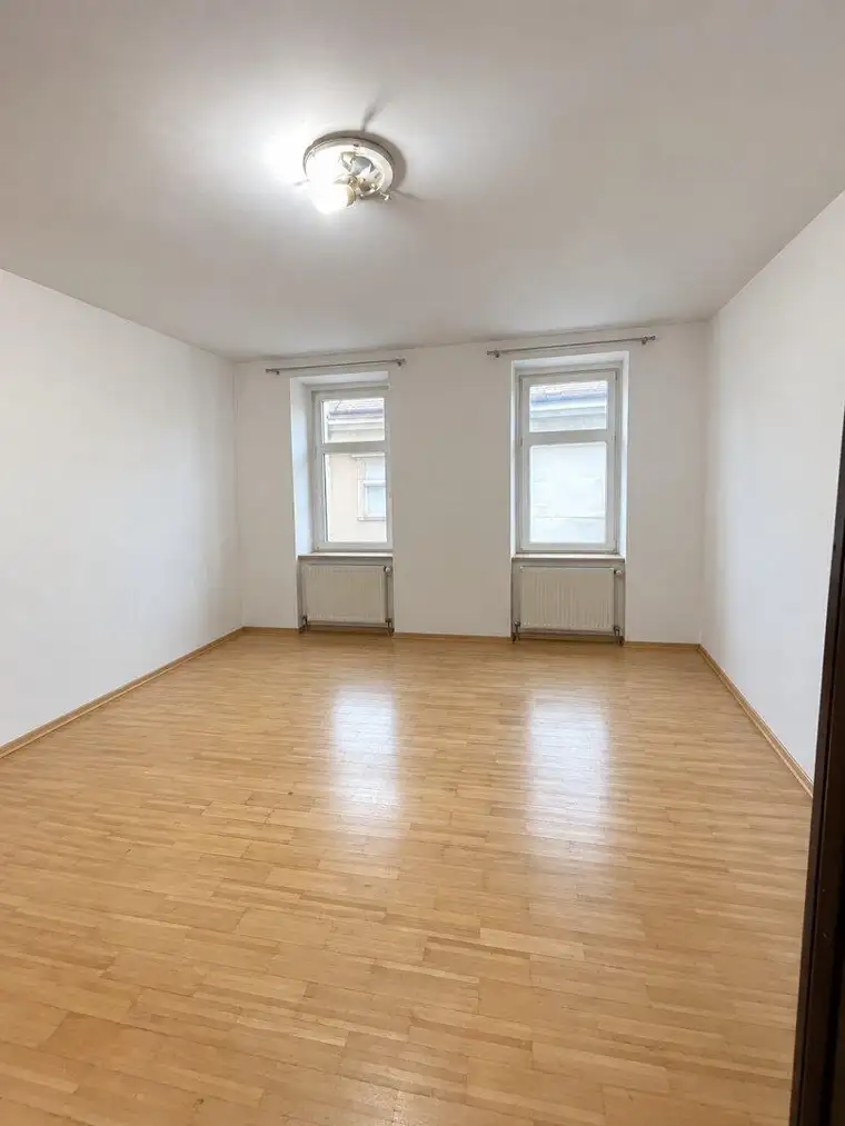Sanierte 2-Zimmer-Altbauwohnung in Toplage von Favoriten