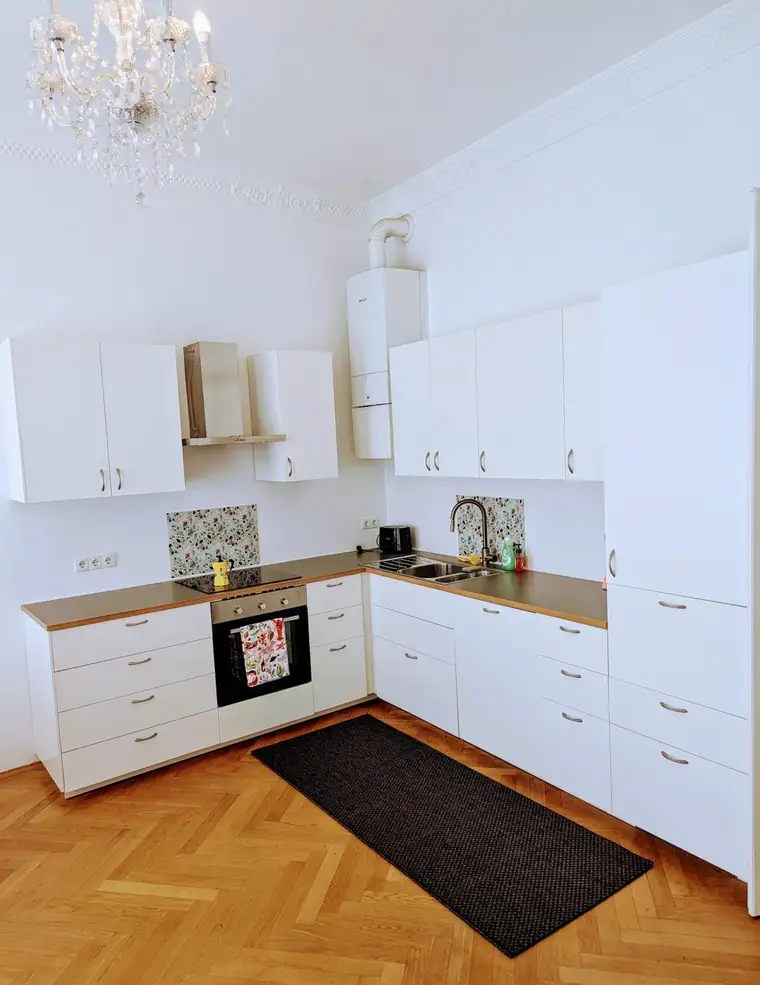 Hochwertig sanierte und sofort beziehbare 2-Zimmer-Altbauwohnung mit ruhigem Schlafzimmer - 1200 Wien