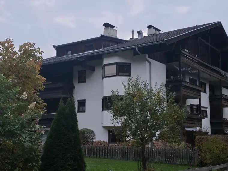 Modernesierte 5-Zimmer Wohnung mit Balkon am Wilden Kaiser
