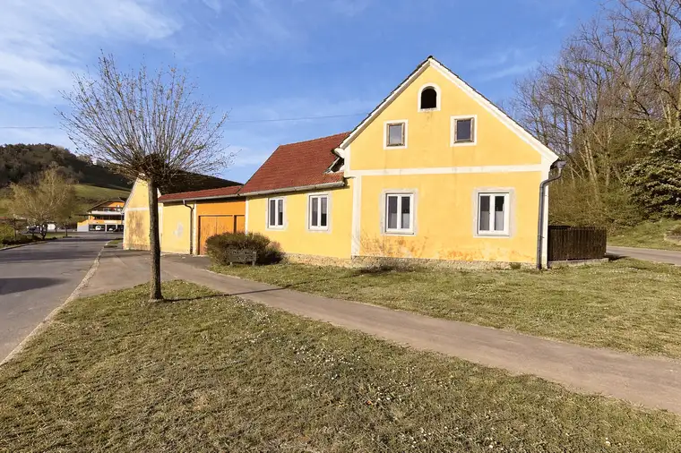 Idyllischer Dreikanthof in Kalch bei Neuhaus am Klausenbach - viel Platz im Grünen zum Ankommen und Wohlfühlen