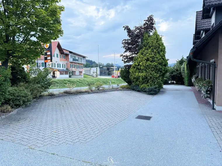 Büro/Praxis-Gemeinschaft: einzelne Zimmer mit guter Infrastruktur zu mieten