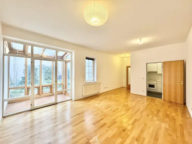 Perfekte Kombination aus Ruhe &amp; Stadtleben – Wohnung am Fuße des Schlossberg inkl. Terrasse