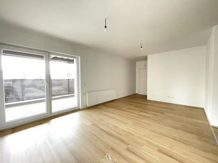 Frisch saniert &amp; energieeffizient - mit Terrasse, Gartennutzung &amp; 2 Parkplätzen!