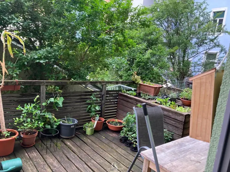 Helle 3-Zimmer-Wohnung mit Terrasse in der Innenstadt