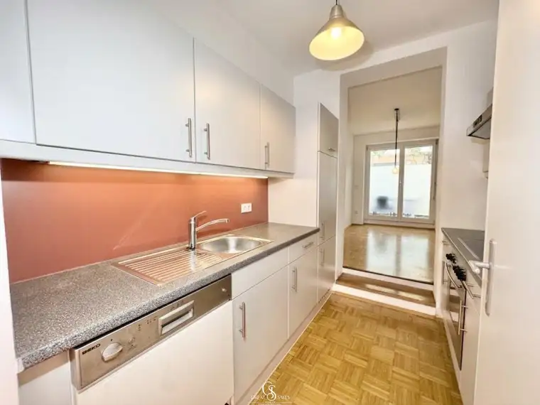 Geräumige 3-Zimmer-Wohnung mit Terrasse nähe Südtiroler Platz