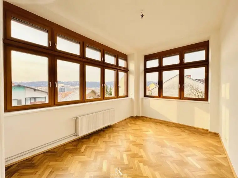 Stilvolle Belletage mit außergewöhnlichem Verandazimmer in der Villa Wertheim - inkl. Parkplatz &amp; Keller - Erstbezug!