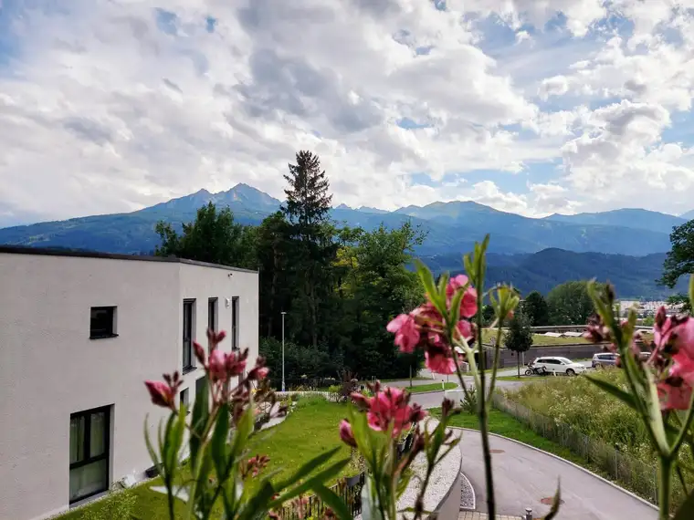 Stadtnah und Naturnah Wohnen mit Ausblick!