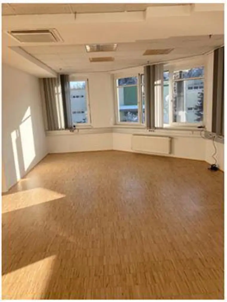 Bürofläche 108 m² ab sofort zu vermieten