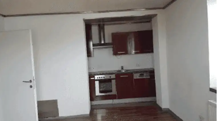 Attraktive Anlegerwohnung mit Potenzial zur Eigennutzung – 100 m² mit zwei Wohneinheiten, Balkon &amp; Top-Lage!