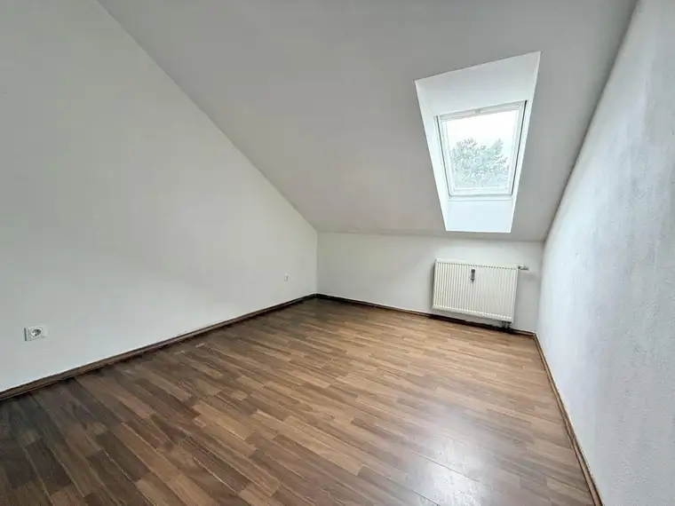 Günstige 4-Zimmer Mietwohnung in Wels - Sofort einziehen!