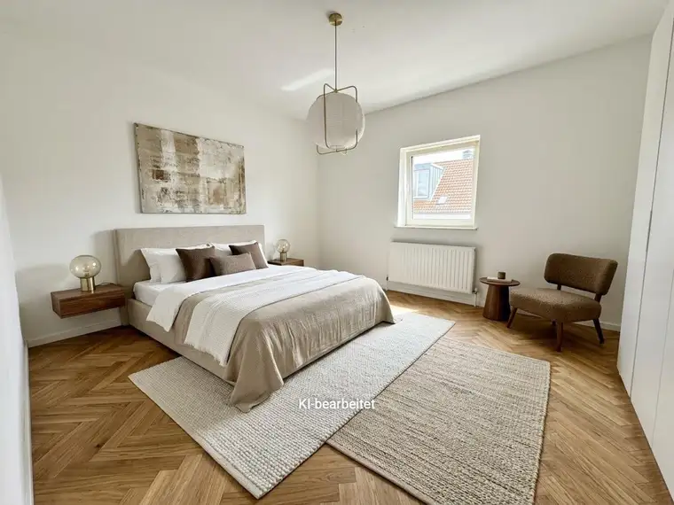 Sanierungsbedürftige 4-Zimmer-Wohnung inkl. Parkplatz